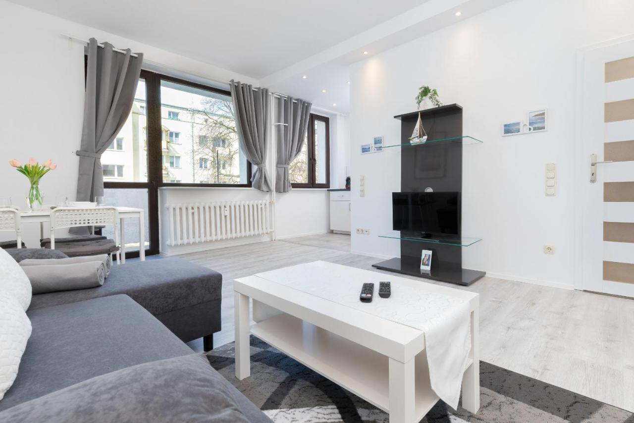 Apartments Riviera Swietojanska By Noclegi Renters Gdynia Esterno foto